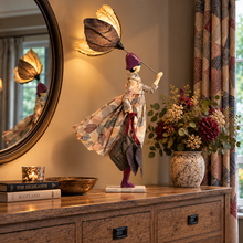 Load image into Gallery viewer, Filyra Lady Lamp