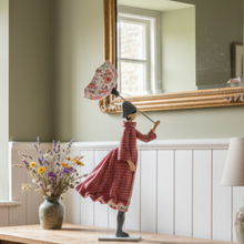 Load image into Gallery viewer, Mabel Lady Lamp