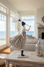 Load image into Gallery viewer, Riffe Lady Lamp