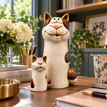 Load image into Gallery viewer, Milo &amp; Otis Tiny Tails Calico Cat Figures