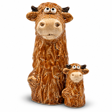 Load image into Gallery viewer, Bonnie &amp; Clyde – Tiny Tails Barkley Brown Cow Figures