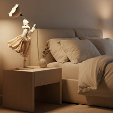 Load image into Gallery viewer, Dolly Lady lamp